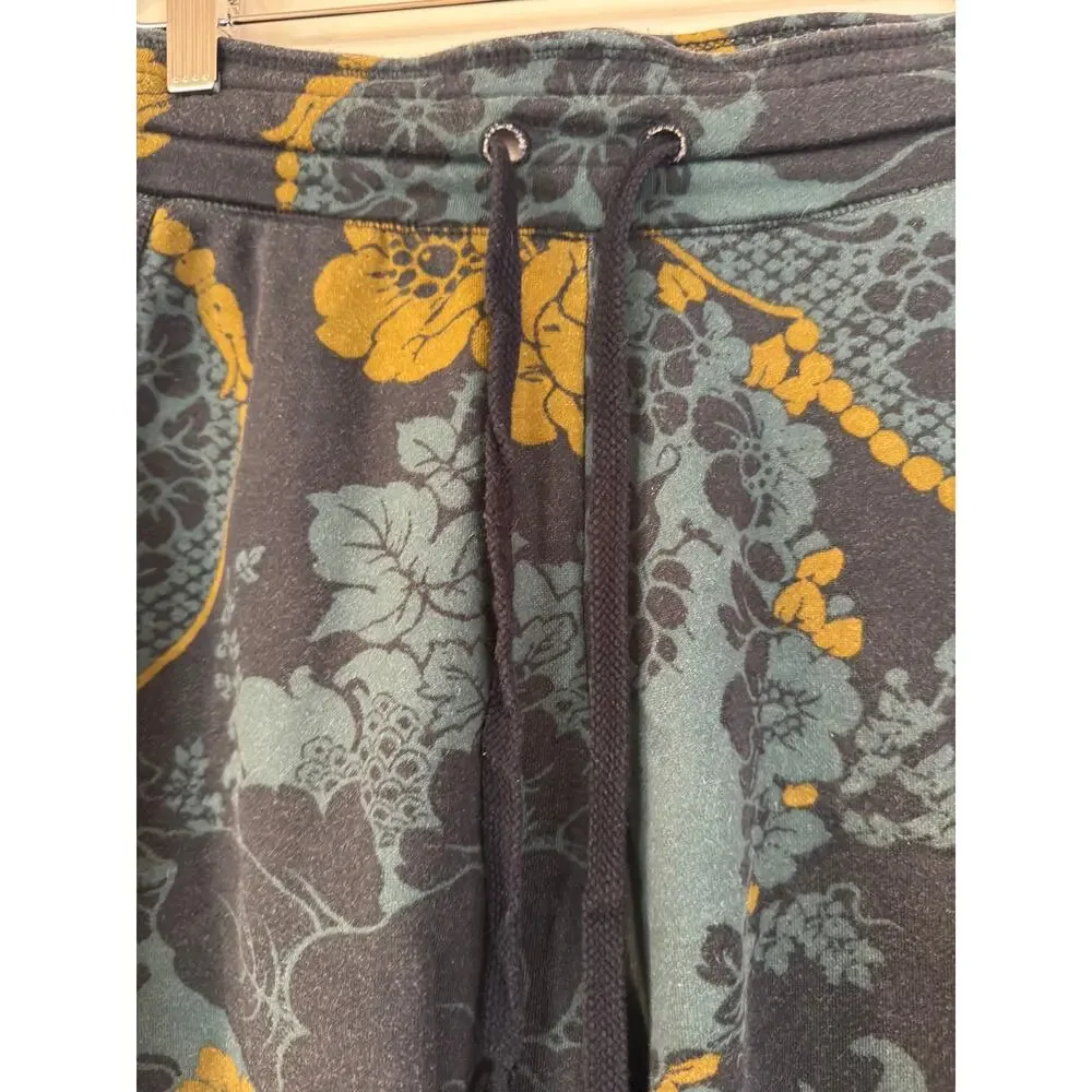 MODERN EDIT | Anthropologie Saturday Sunday Set Kamira Sweatshirt & Joggers